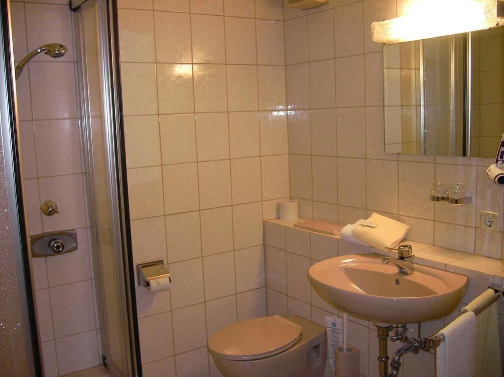 Zum Hirschen Gasthof 3*